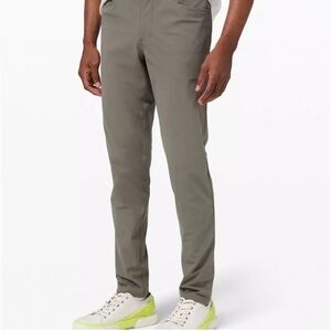 Lululemon Commission Pants warpstreme gray sage classic size 33 performance